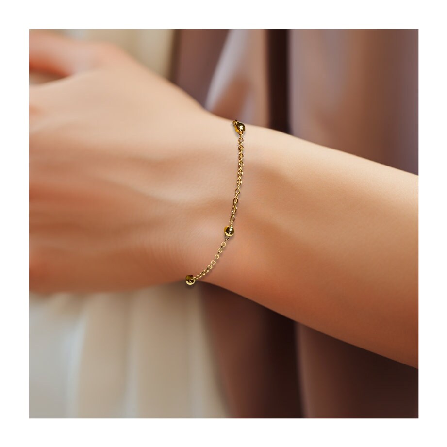 Minimalist Satellite Chain Bracelet in Silver or Gold