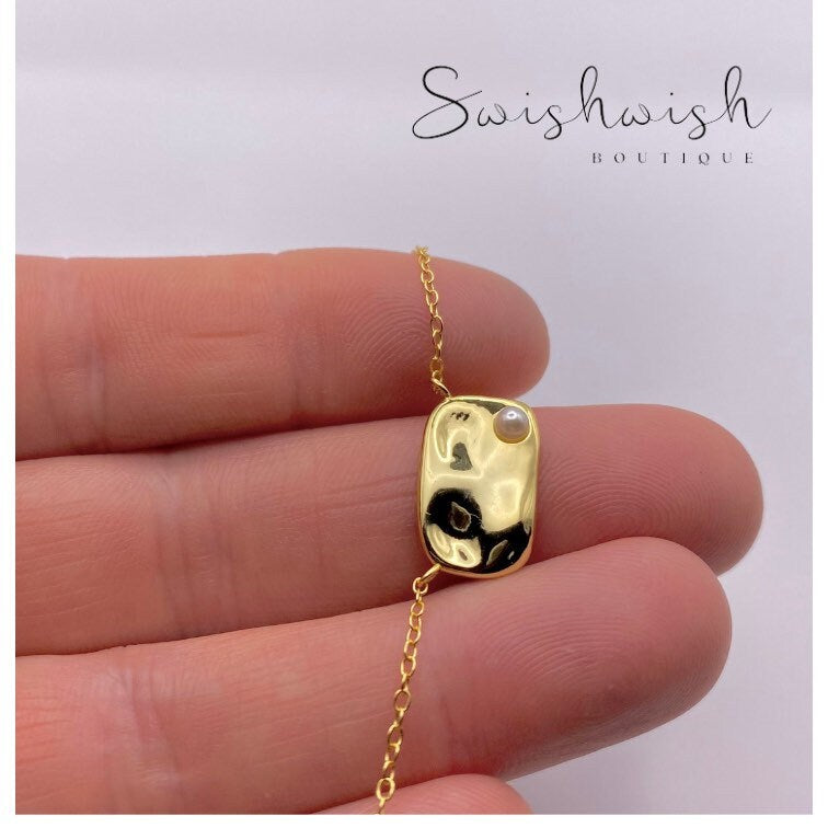 Gold Abstract Pillow Pendant Necklace