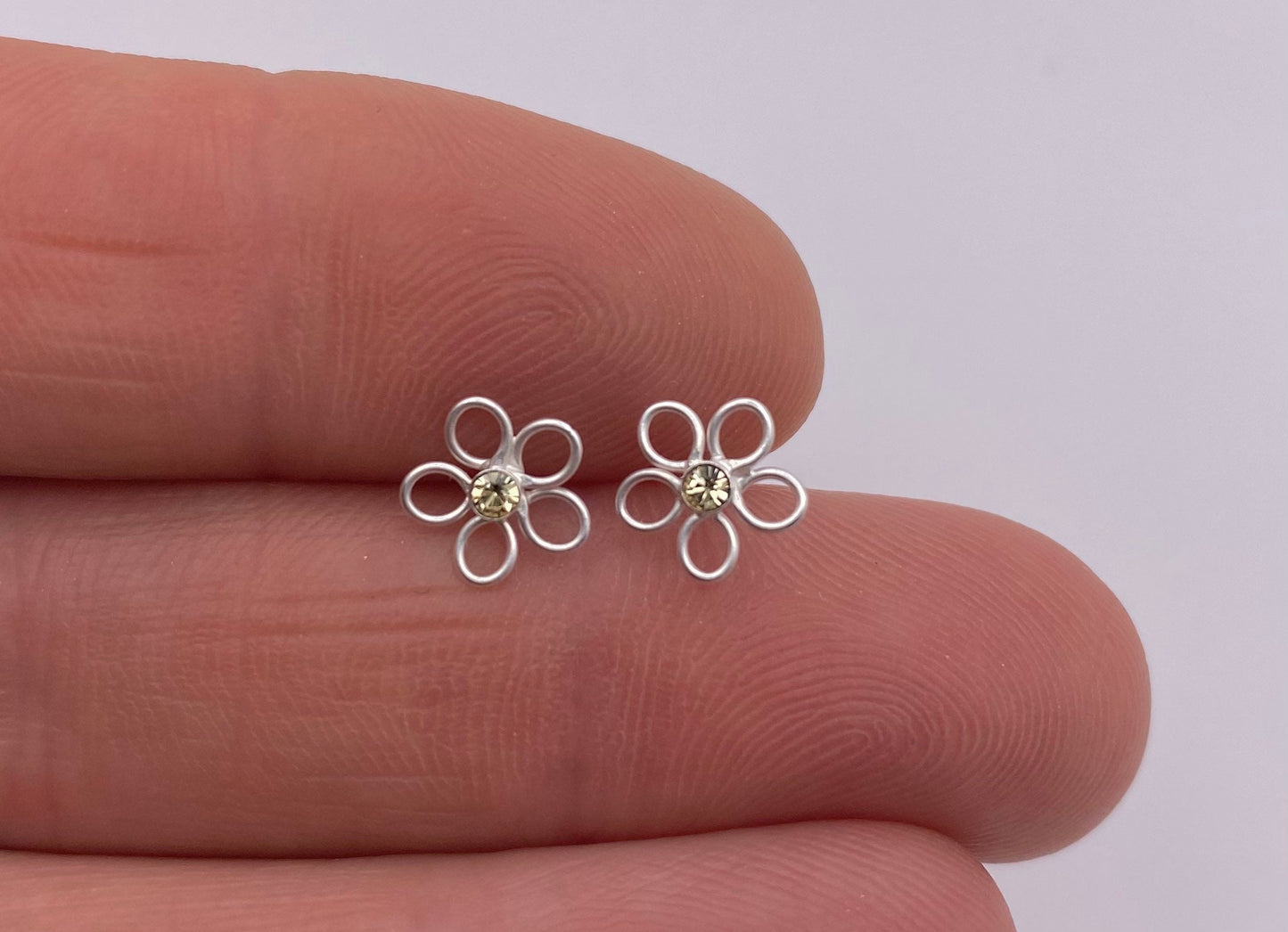 Sterling Silver Flower Stud Earrings, Daisy Earrings with Cubic Zirconia, Daisy Stud Earrings, Minimalist Ear Studs